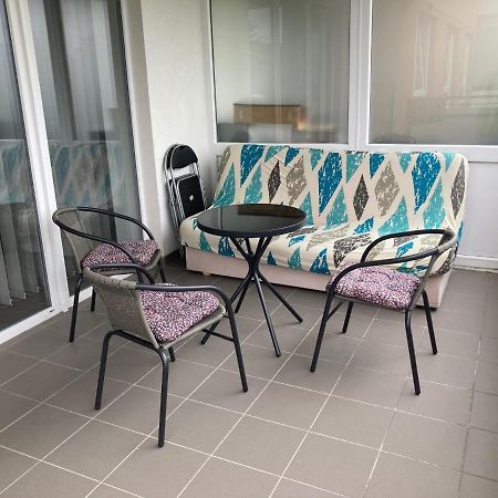 Apartman Edita - Byt S Terasou A Parkovacim Stanim, Topolova, Olomouc Leilighet Eksteriør bilde
